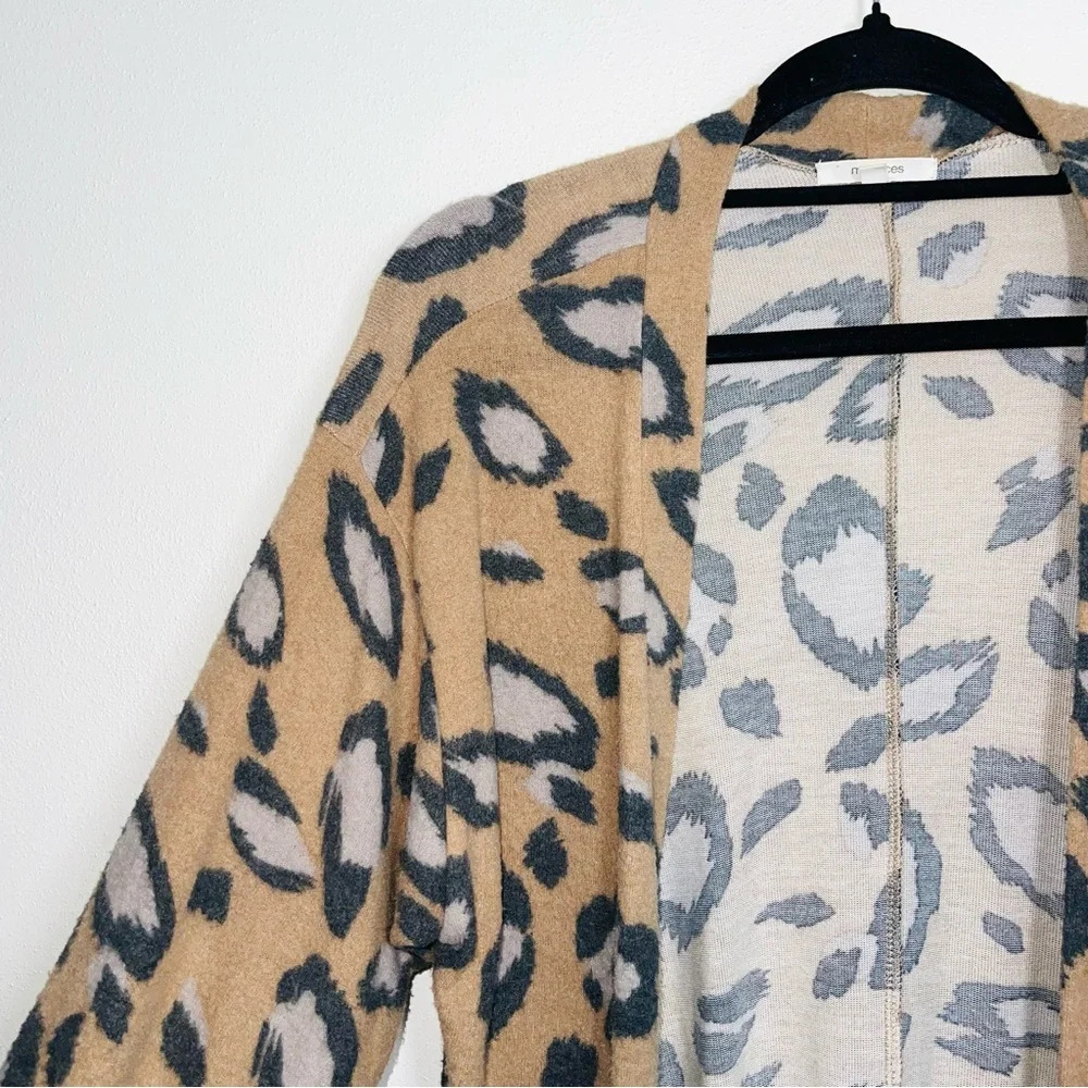 Maurices Tan & Gray Leopard Print Plush Open Front Cardigan Medium Women’s - Picture 4 of 11